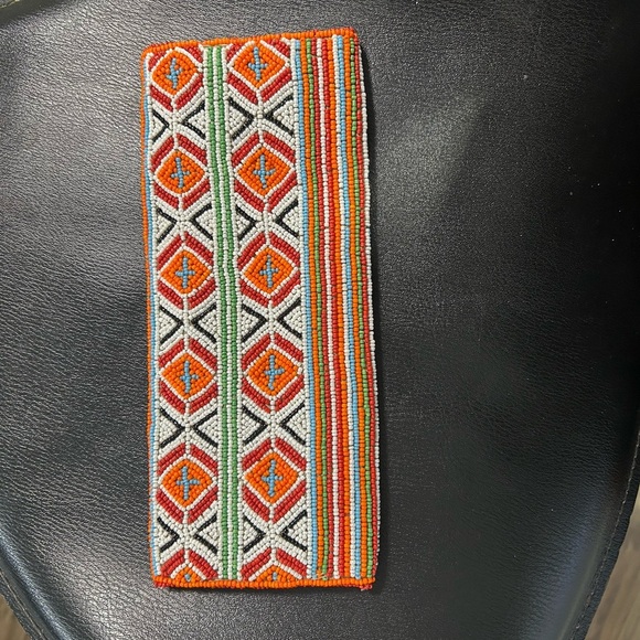 💗Aldo Multicolor Beaded Clutch - Picture 4 of 6